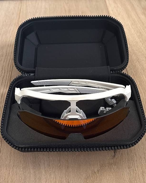 Occhiali & Lenti: 100% Sport Sonnenbrille – Usato da Immensee venduto da michellerahel
