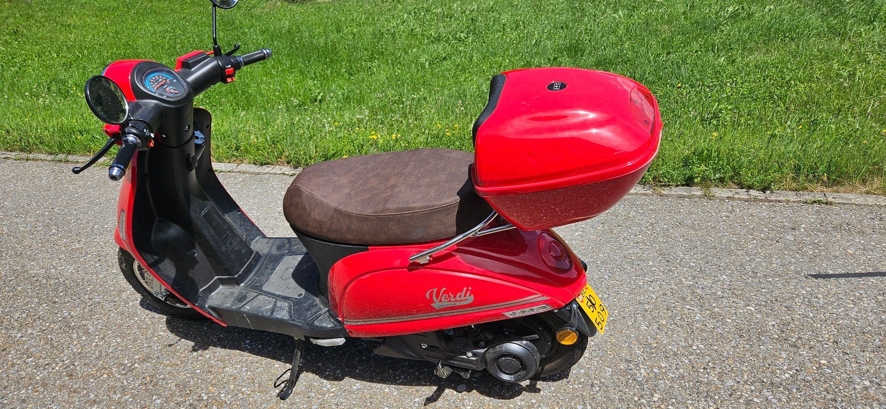 SPC Scooters: E-Roller SPC Verdi 45 kmh – D'occasion à Därligen par hdlupo 1