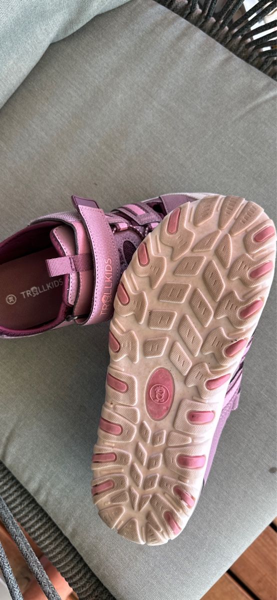 Scarpe per ragazze: Trollkids Sandalen Gr 38 – Nuovo (secondo la descrizione) da Feuerthalen venduto da papillon_a 1