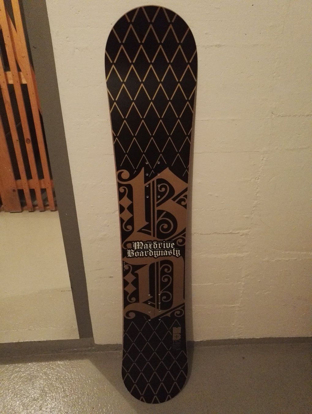 Board: Neues Snowboard Gold/Black – Nuovo (secondo la descrizione) da Goldach venduto da Top-Shops