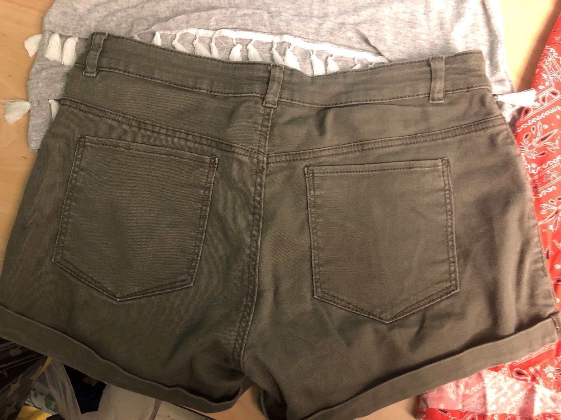 Lotti di vestiti: ☀H&M Kleiderpaket Gr.38/M – Usato da Obergerlafingen venduto da cabo4 4