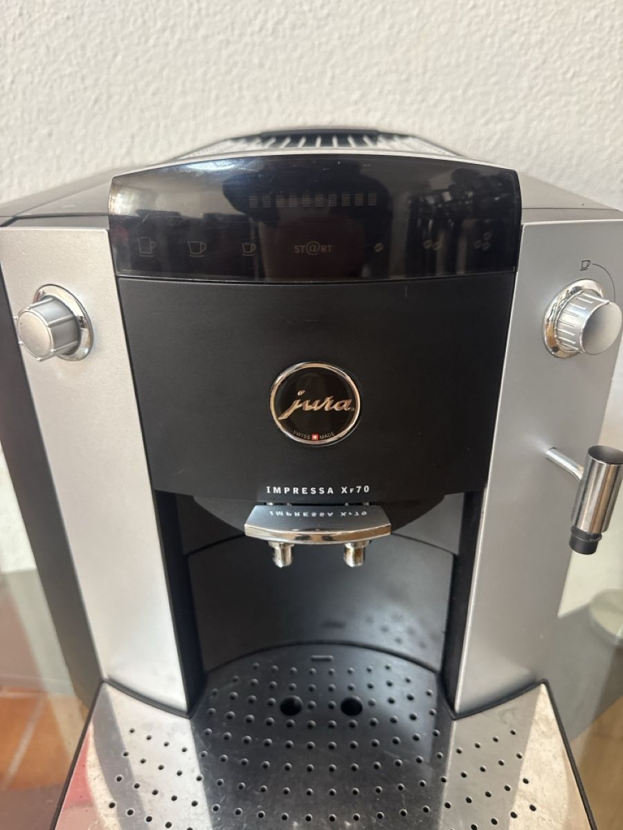 Jura Macchine per caffè & Macchine per espresso: Machine à café Jura Impressa XF70 – Usato da Soyhières venduto da Jura22 2