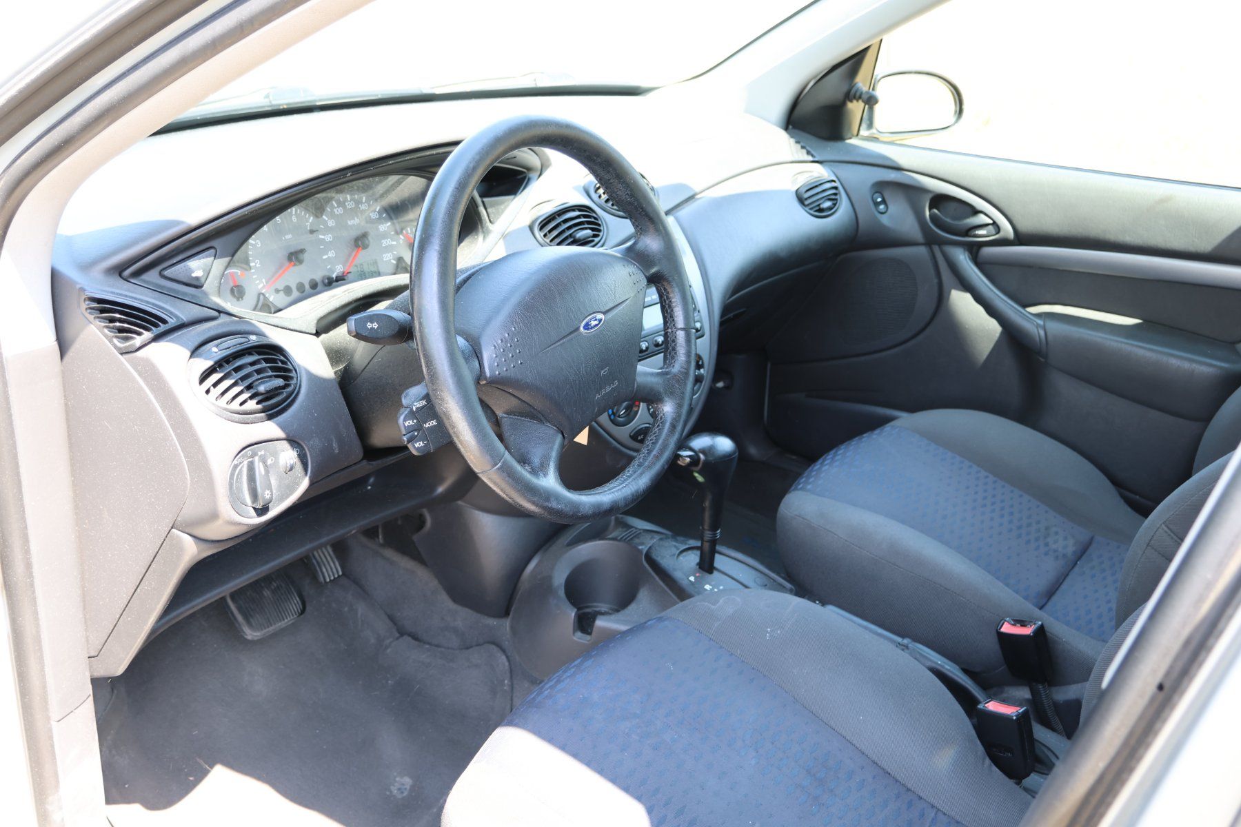 Ford Autos: Ford Focus 1.6i Caravan Automat – Gebraucht aus Huttwil von gropsuhu 4