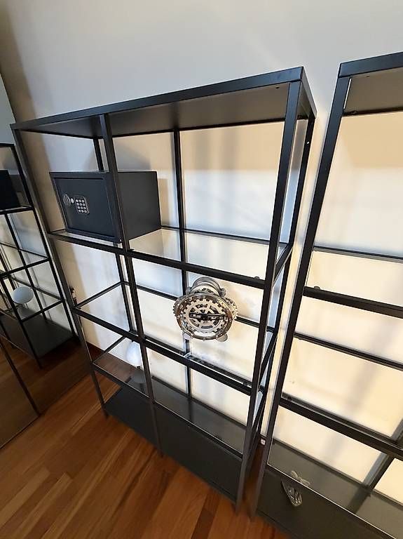 Vitrinen: Vetrina design base legno e vetro  – Gebraucht aus Locarno von jea_7xgf 4