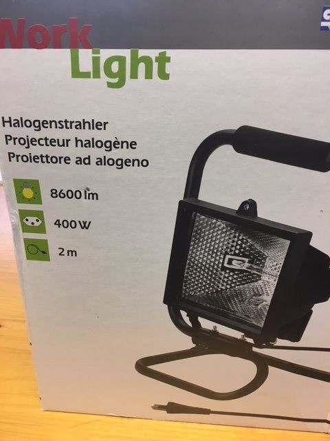 Illuminazione: Halogenstrahler 400 Watt  8600 Lumen – Nuovo e nell'imballaggio originale da Zuzwil SG venduto da Dorian67