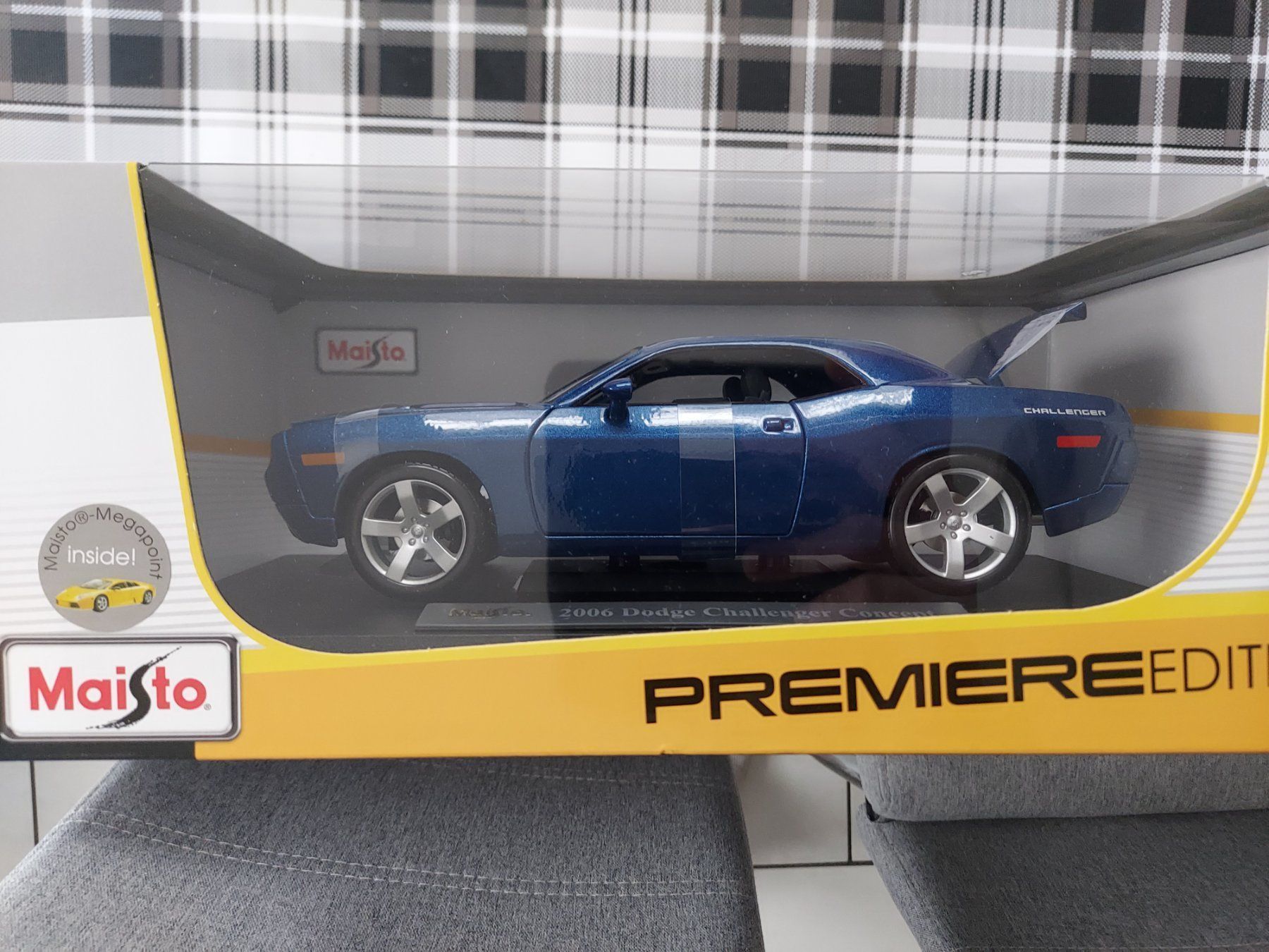Maisto Modellautos: Maisto 2006 Dodge Challenger concept NEU – Neu und originalverpackt aus Altishofen von tammy05 2