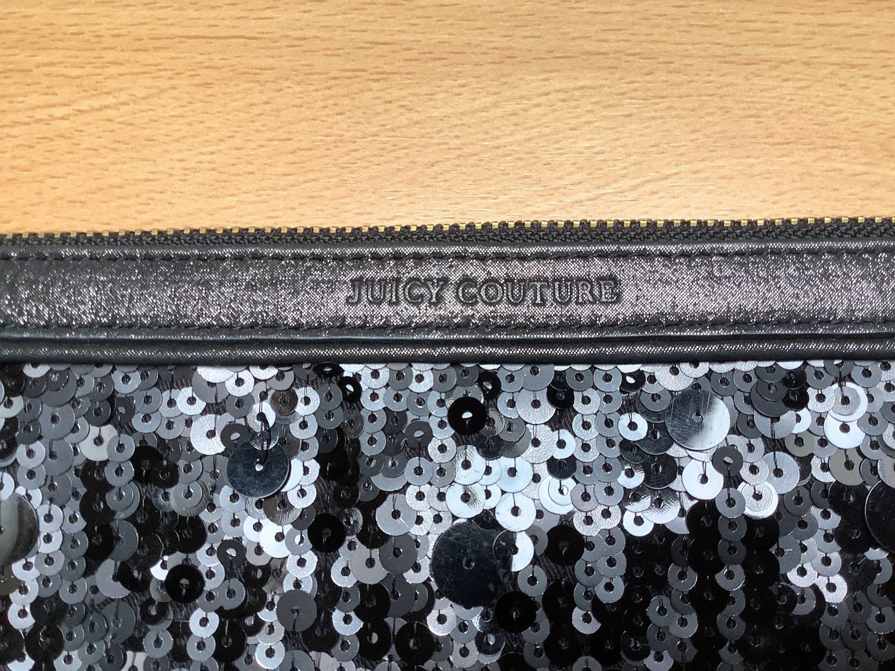 Juicy Couture Borse da donna: Juicy Couture Large Black Leather Sequin Clutch – Usato da Founex venduto da sweetcouture 1