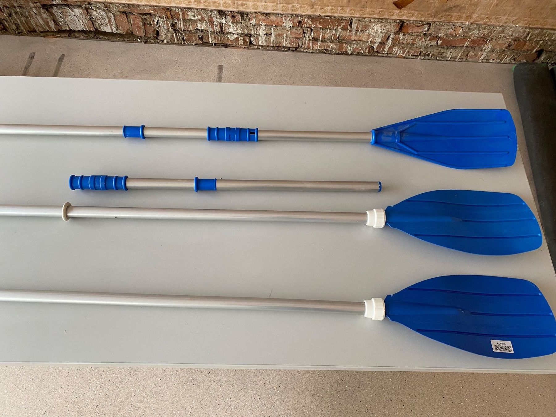 Gommoni, kayak & canoe: 2 Paddel & 1 Stechpaddel/Ruder für Boote – Usato da Bätterkinden venduto da Albera