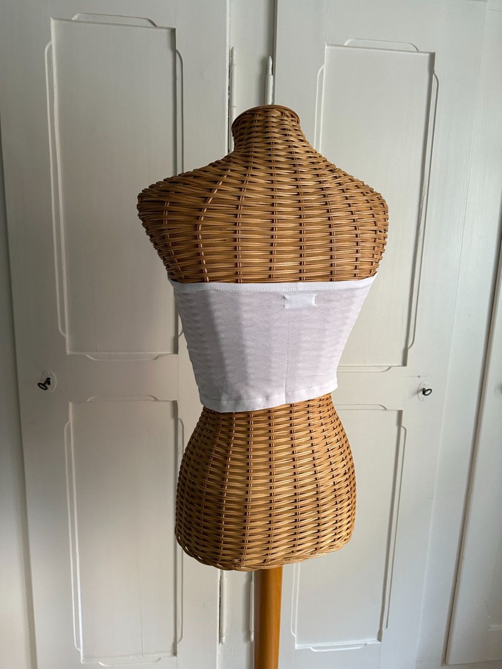Top: EVEN & ODD - Bandeau-Top weiss S – Usato da Zürich venduto da Diazaio 2