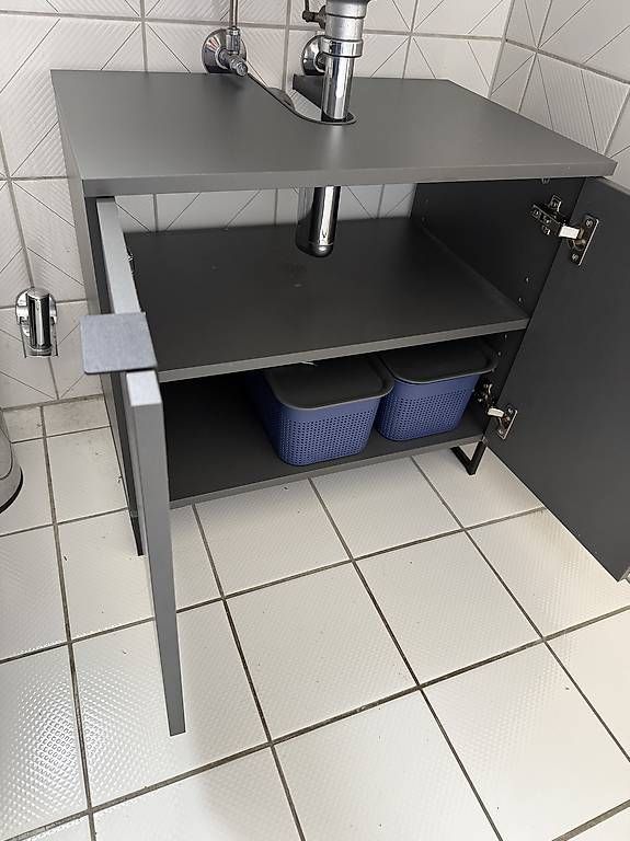 Mobili per bagno: Waschbeckenunterschrank – Usato da Zürich venduto da simw92 1