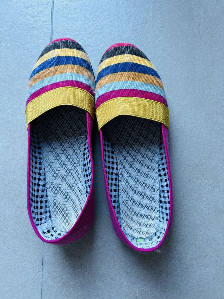 Scarpe da donna: Ballerines d'été rayées multicolores – Usato da Founex venduto da etswang