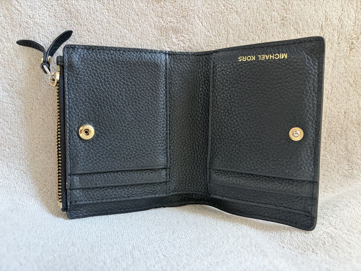 Michael Kors Portamonete: Michael Kors Portemonnaie, schwarz, stylisch, chic, Designer – Usato da Niederrohrdorf venduto da mitchelicious 3