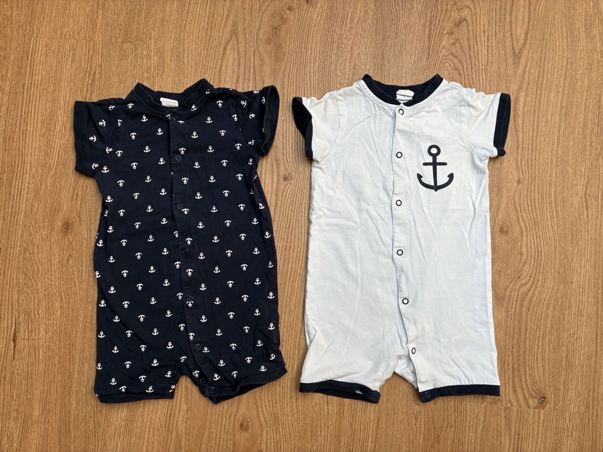 H&M Pyjamas: Kurzarm Strampler / Pyjama Grösse 80 – D'occasion à Witterswil par Livee