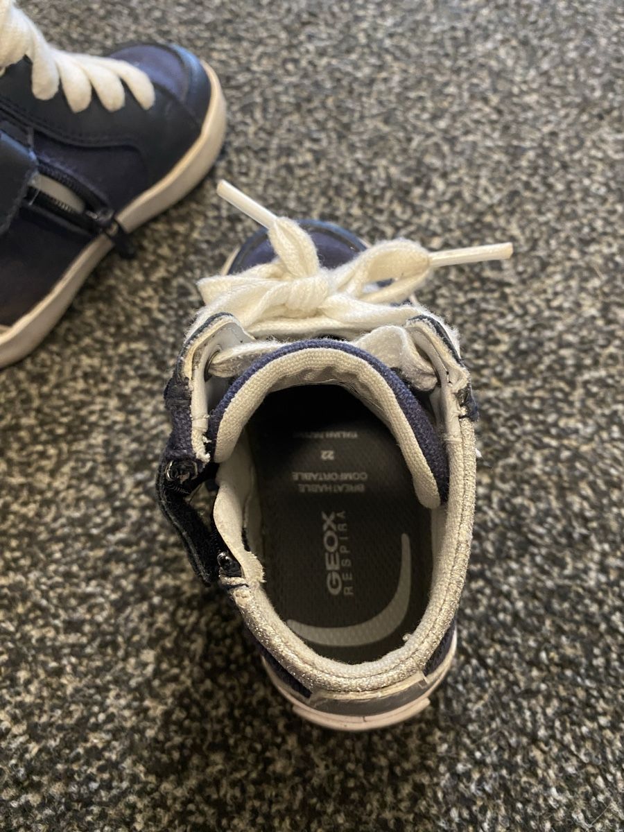 Geox Scarpe per ragazzi: Kinderschuhe Geox – Usato da Wiler b.Utzenstorf venduto da jk9_x7s6 3
