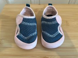 Chaussures bébé, pointure 19, très peu portées / Baby shoes,