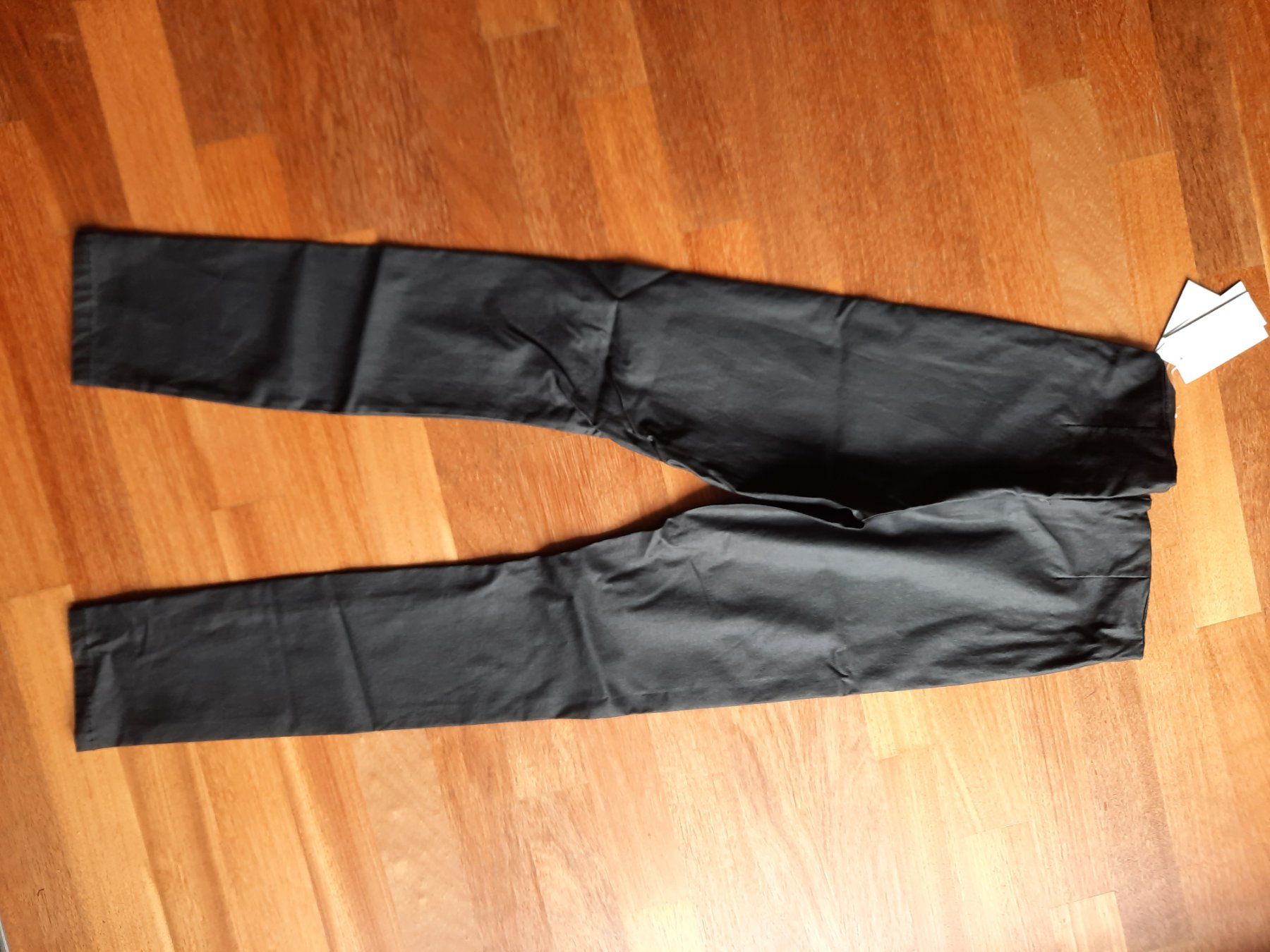 Leggings: VILA  Damen Hose Gr.M ***NEU*** – Nuovo (secondo la descrizione) da Buchs SG venduto da miska01