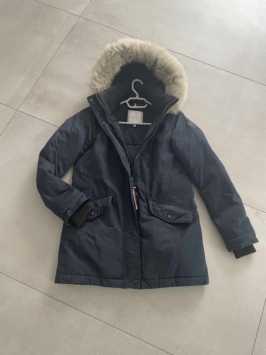 Tommy Hilfiger Mäntel: Parka Hilfiger xs – Gebraucht aus Zollikofen von ballspielerb1 1