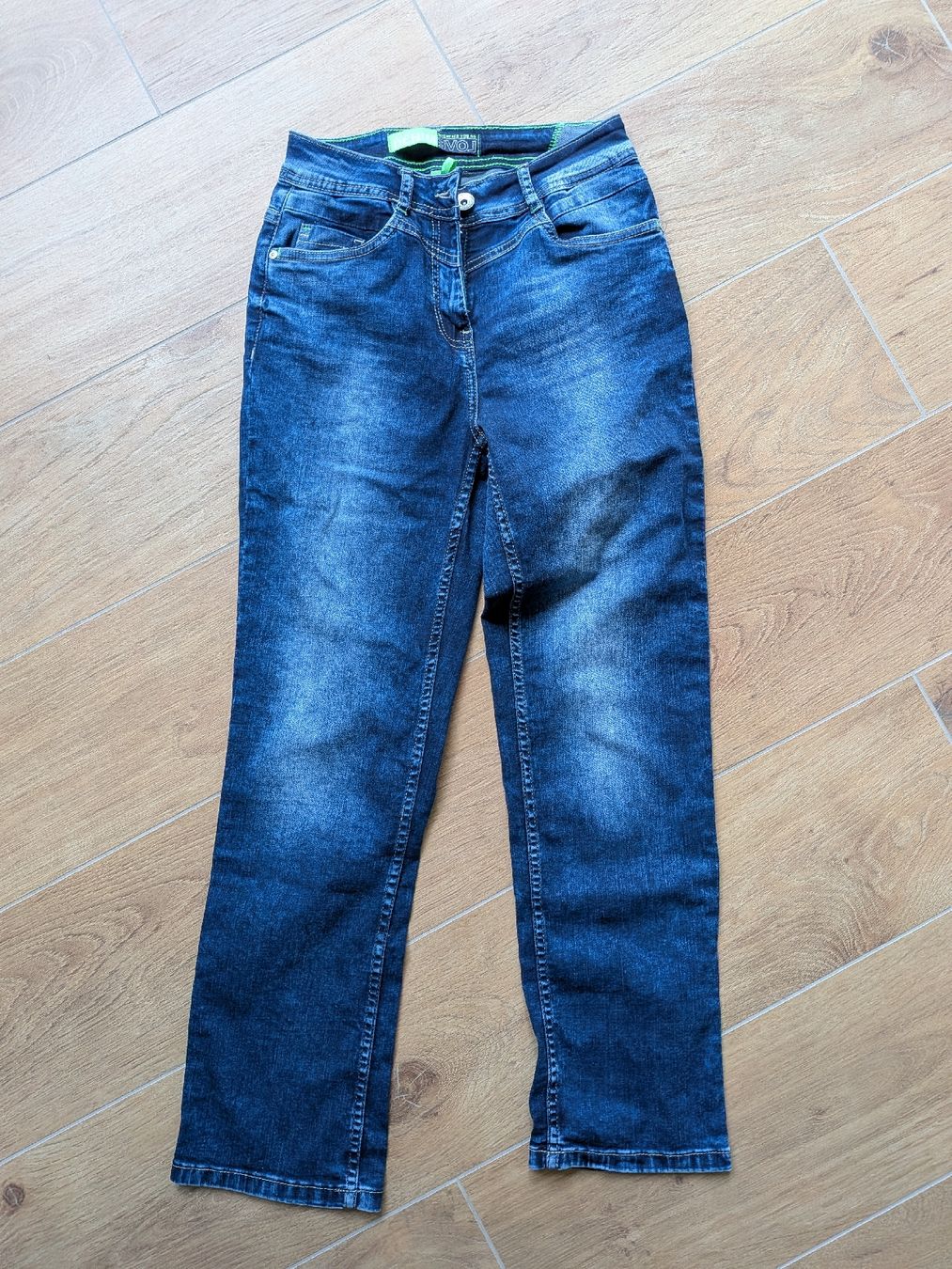 Cecil Jeans: CECIL Jeans Grösse 26 – Usato da Eschenbach SG venduto da SanFranciscoCalifornia