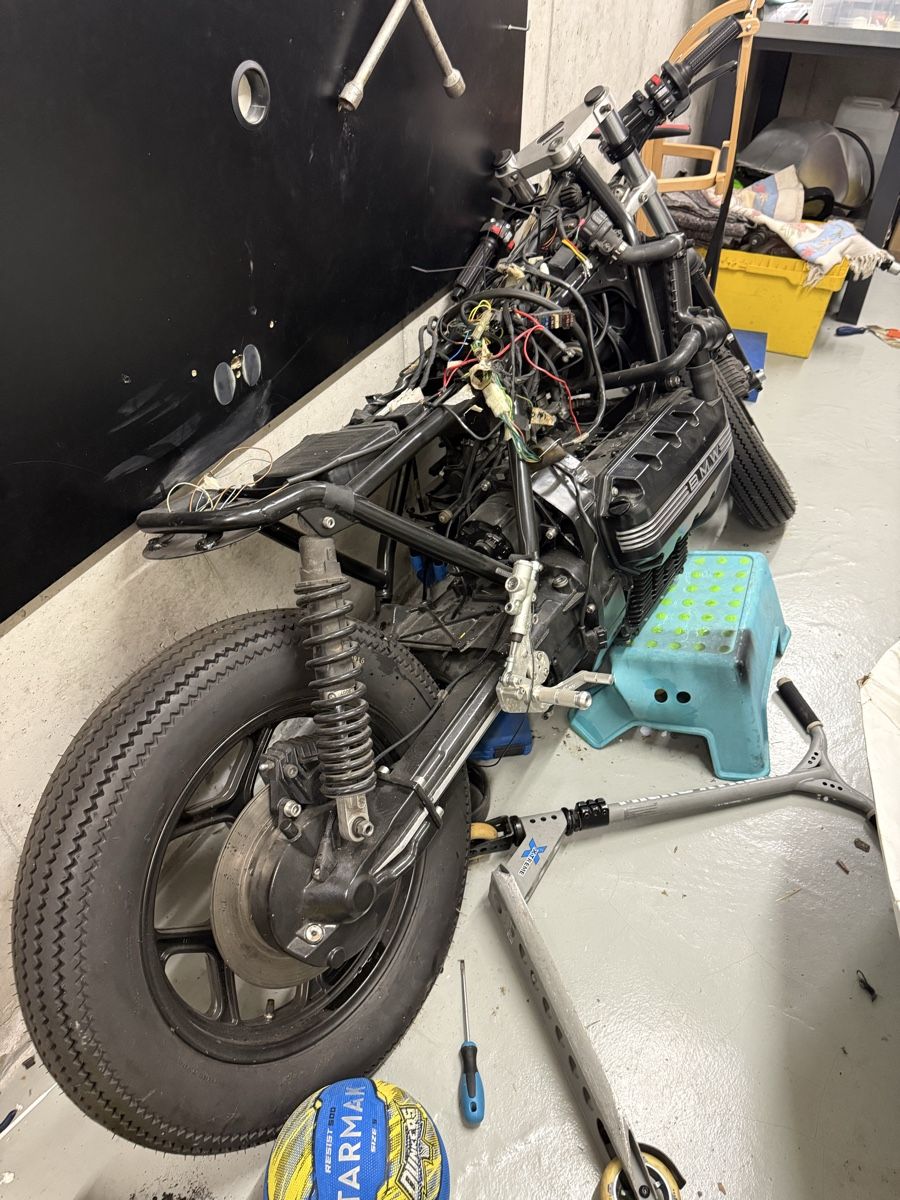 Strada: Bmw k100 progetto – Usato da Agno venduto da inf_h6y9