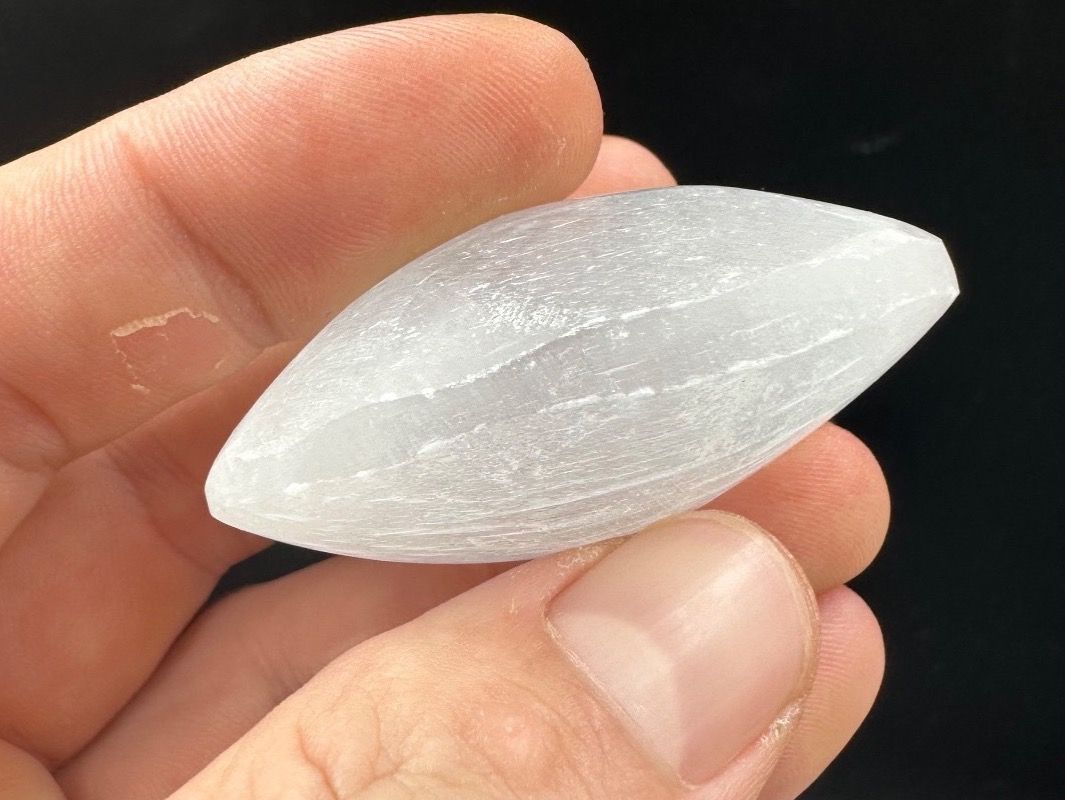 Minerali & Pietre curative: Selenit Handschmeichler Heilstein – Nuovo e nell'imballaggio originale da Männedorf venduto da Handschmeichler 1