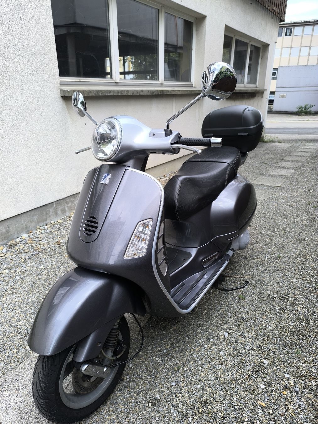 Vespa Scooters: Vespa GT 200 – Gebraucht aus Rorschach von lau_yb89 4