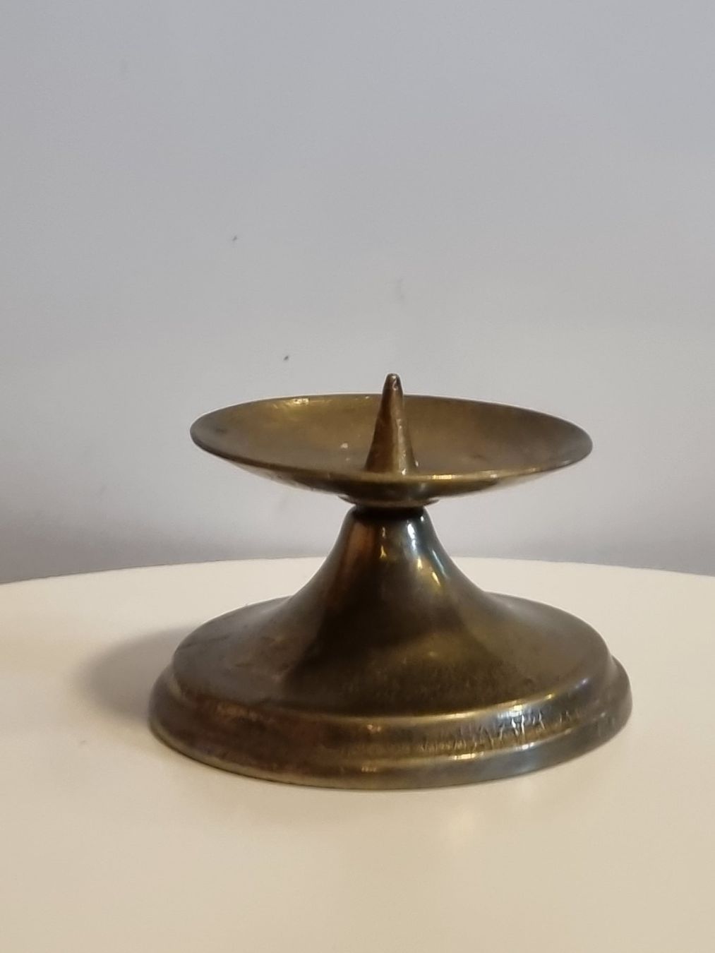 Kerzenständer: Vintage Messing Kerzenhalter mit Dorn – Gebraucht aus Scharnachtal von devin03 1