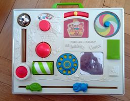 Fisher Price vintage - ancien tableau d'activité et d'éveil
