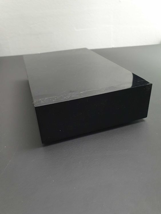 Lacie Dischi rigidi: LaCie Neil Poulton 1TB Festplatte - Top Zustand, getestet! – Usato da Zürich venduto da elhopper