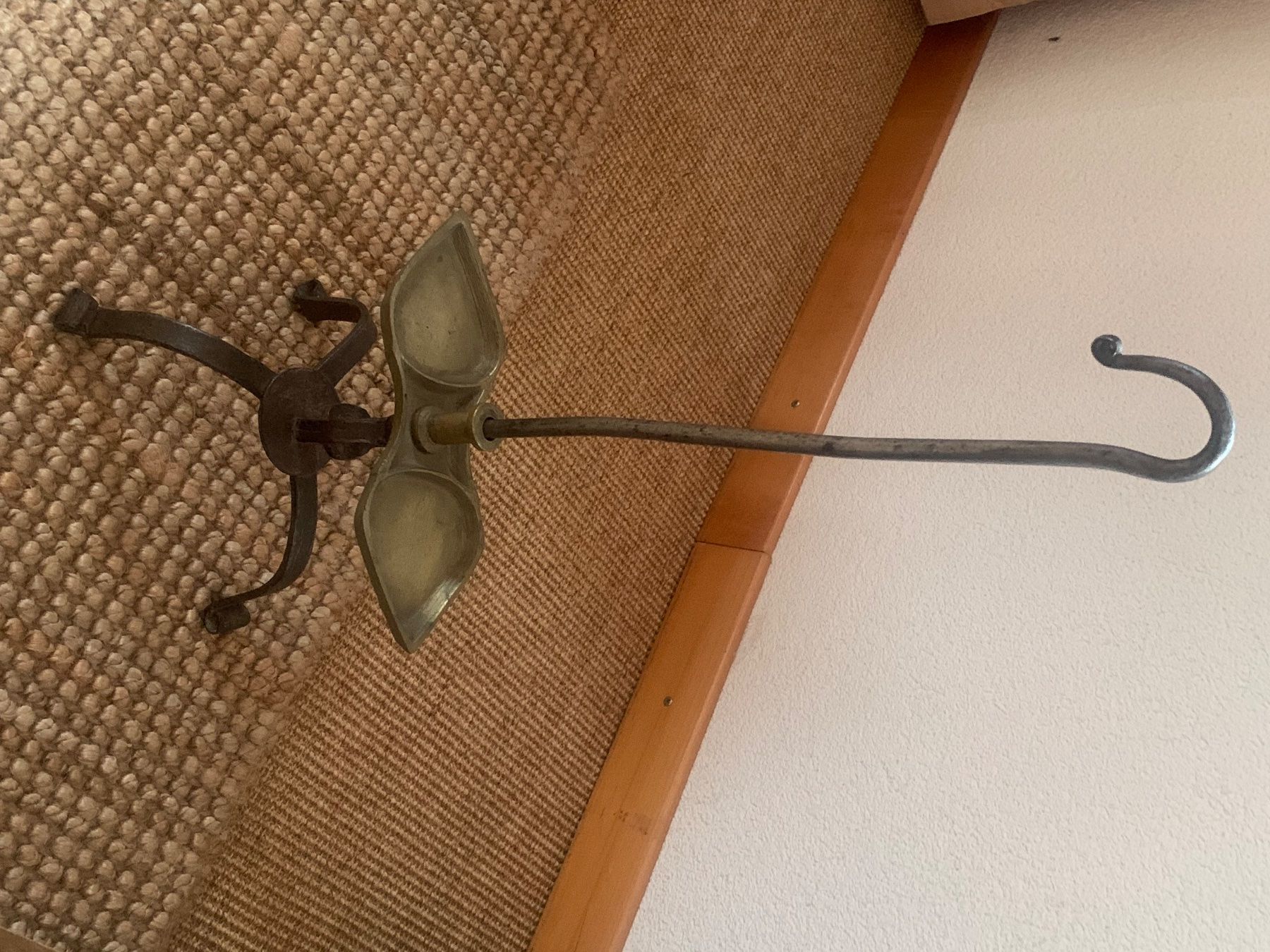 Lampade: Alte Graubünder Talglicht-Lampe – Usato da Bibern SO venduto da wecafra 8
