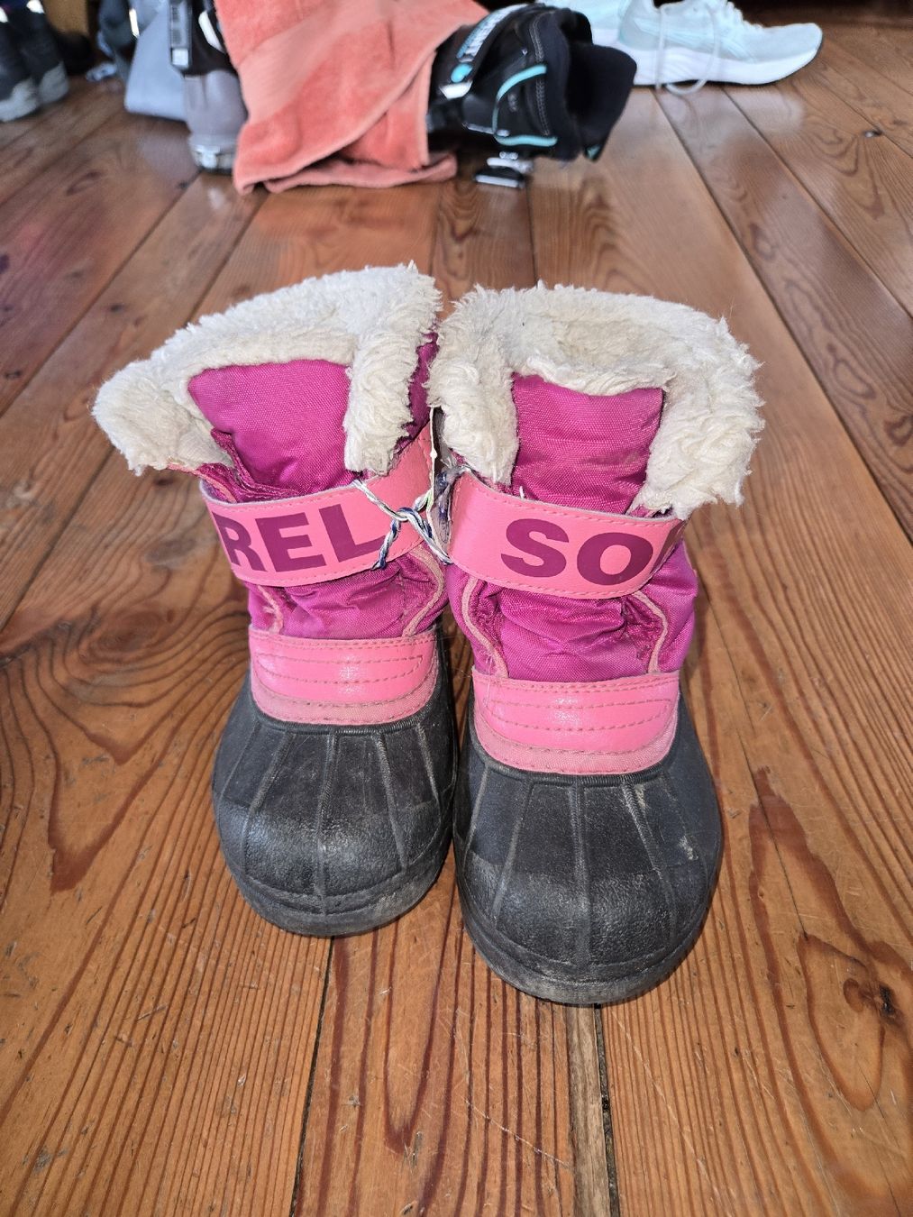 Sorel Scarpe per ragazze: botte neige – Usato da Vex venduto da maglo111 1