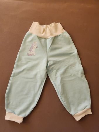 mintfarbige Jogginghose mit Einhornbügelbild Gr. 98/104