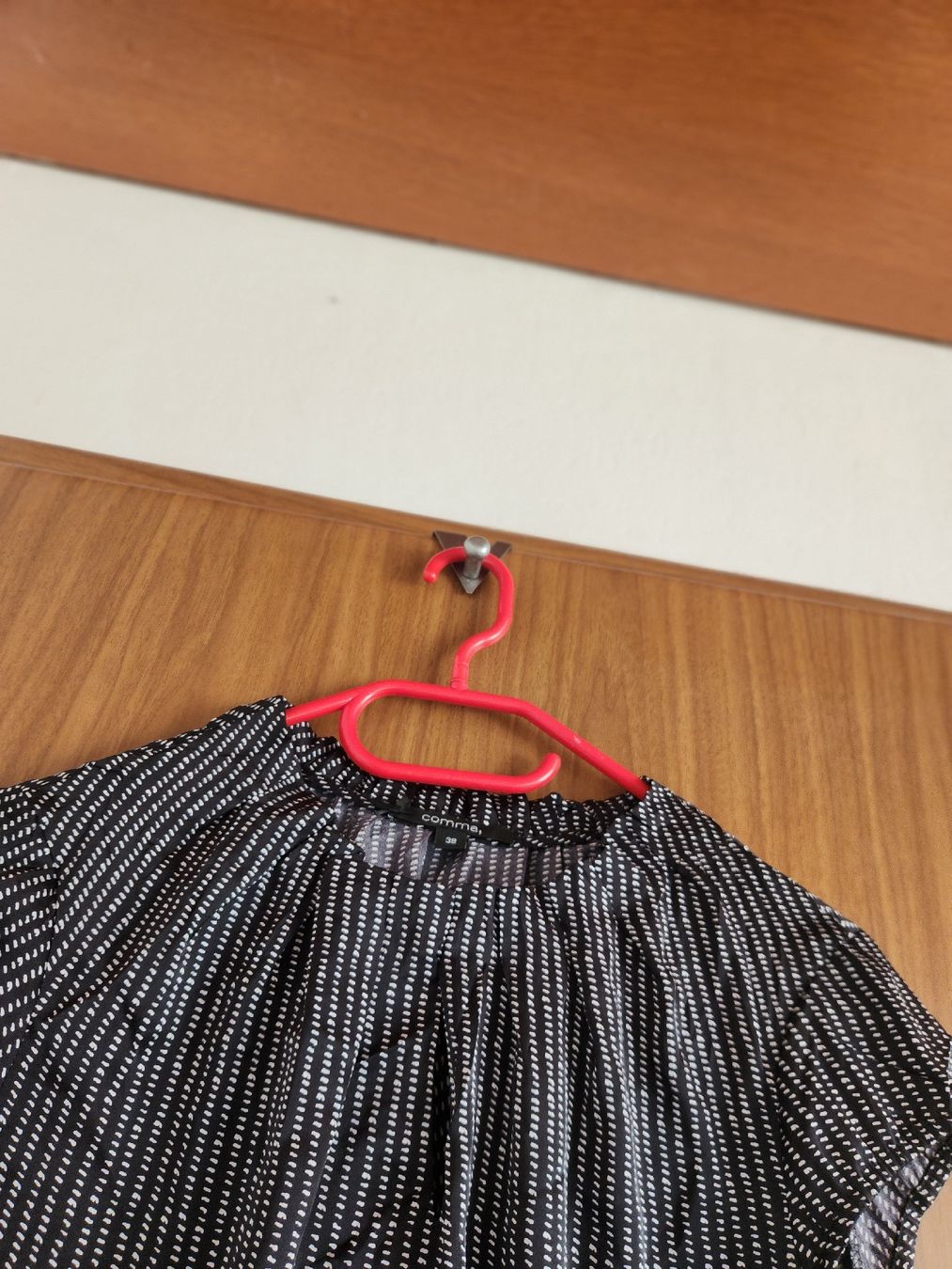 Comma Blusen: Blouse Comma noir blanc Taille 38 bon état – Gebraucht aus Niedergösgen von Eva2410 5