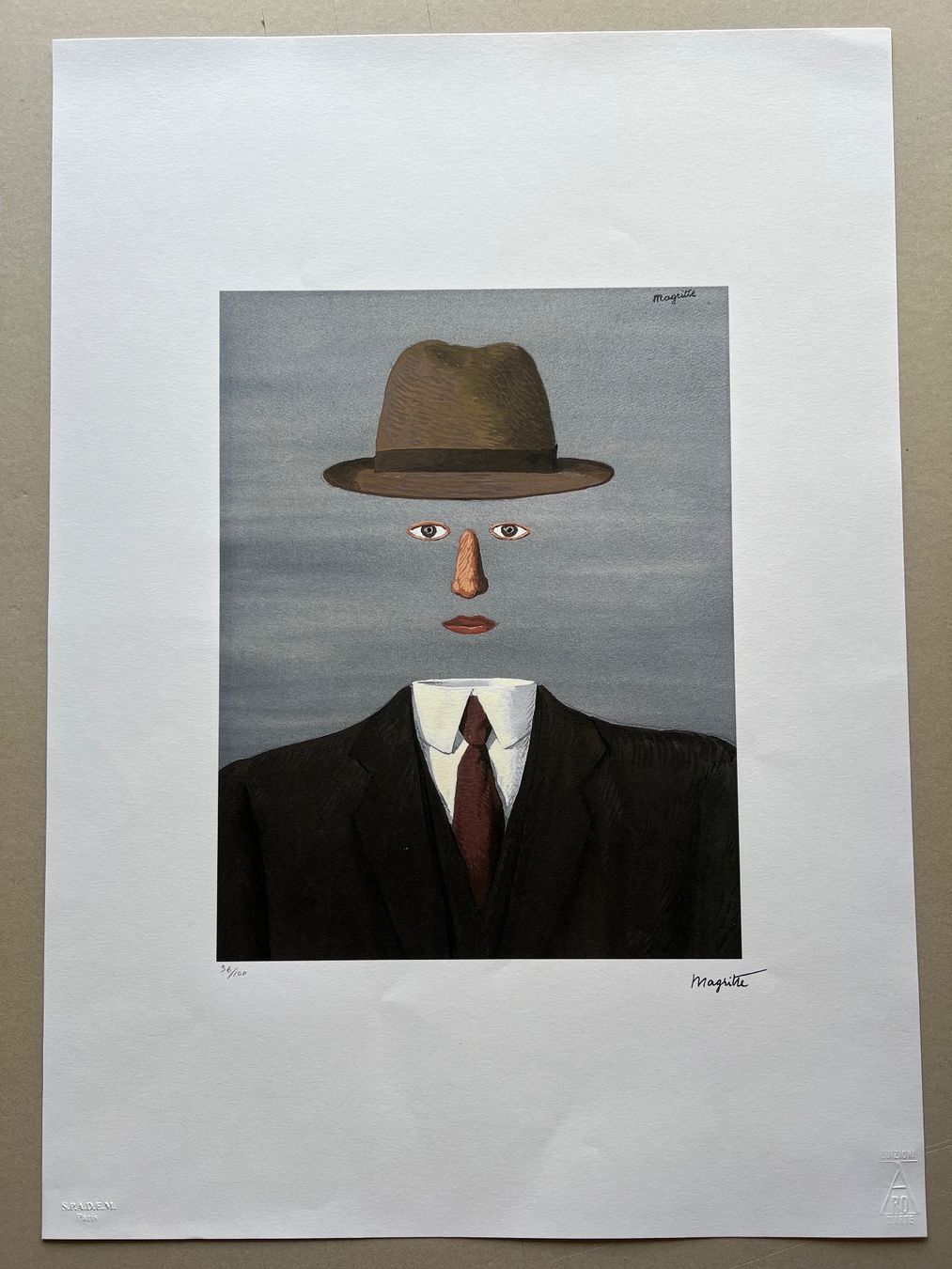 Reproduktionen & Neuware: René Magritte « Le paysage de Baucis » 96/100 – Neu (gemäss Beschreibung) aus Basel von