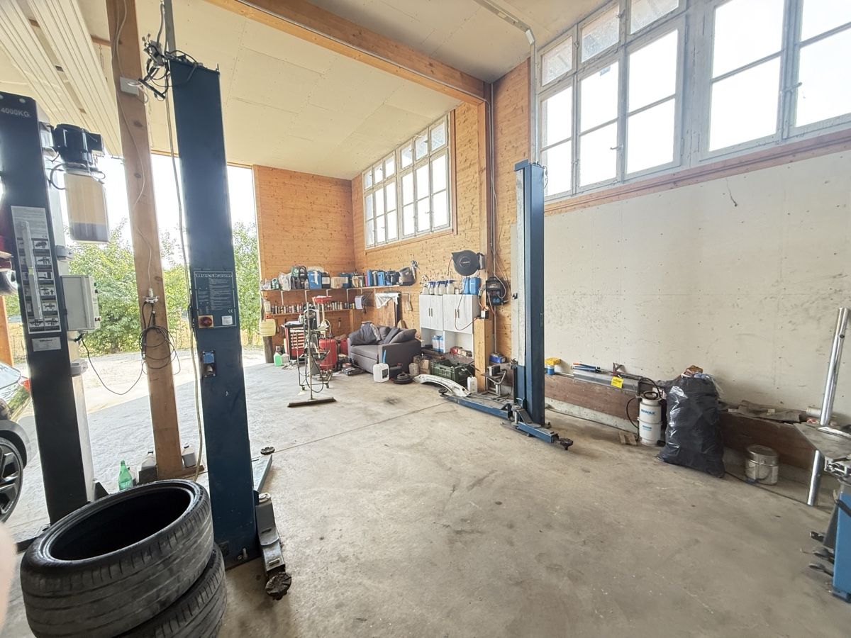 Sonstiges Fahrzeugzubehör: autolift nussbaum – Gebraucht aus Tschugg von polog41 7
