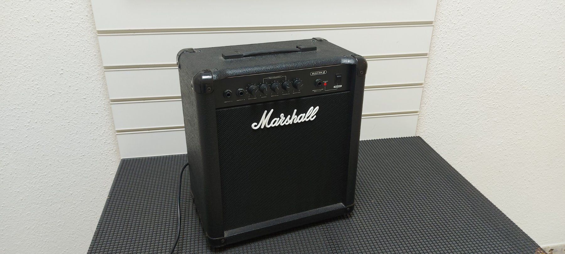 Marshall Amplificatori: Marshall B25 MKII Bass Combo – Usato da Zürich venduto da Rilt 3