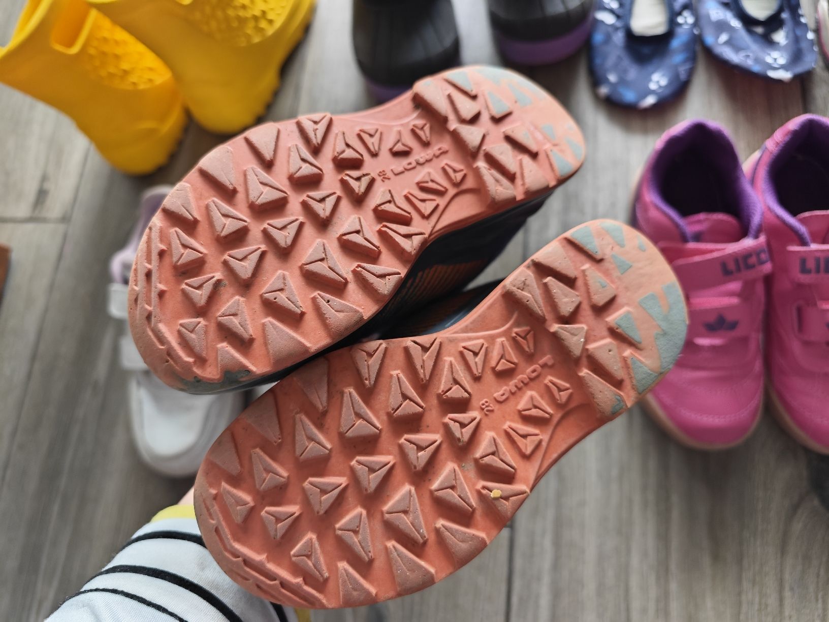 Scarpe per ragazze: Schuhe Mädchen Gr.28 – Usato da Egerkingen venduto da Skorpion.ch 3