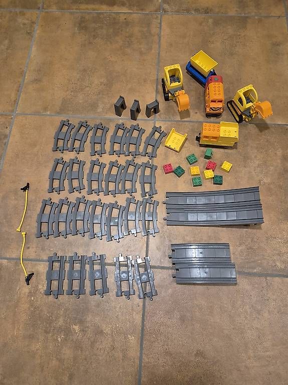 Jouets: Eisenbahn Lego Duplo – D'occasion à Hirschthal par tinek