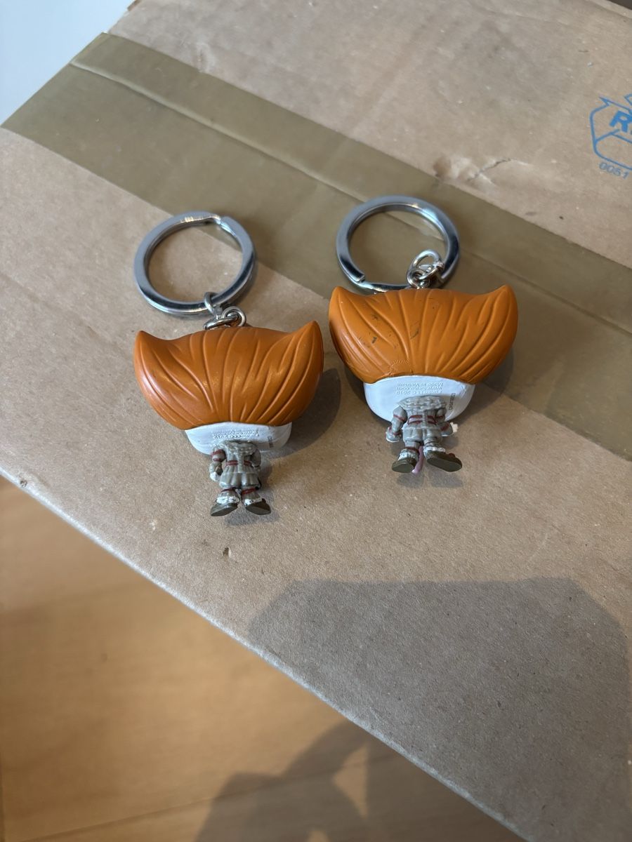 Funko Schlüsselanhänger & - bänder: Funko Pocket Pop Keychain IT/ES - Pennywise 2 Stück – Gebraucht aus St. Antoni von dazzxed 1