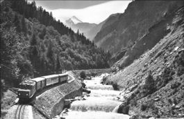 Bahn // Visp Zermatt Bahn // 1967