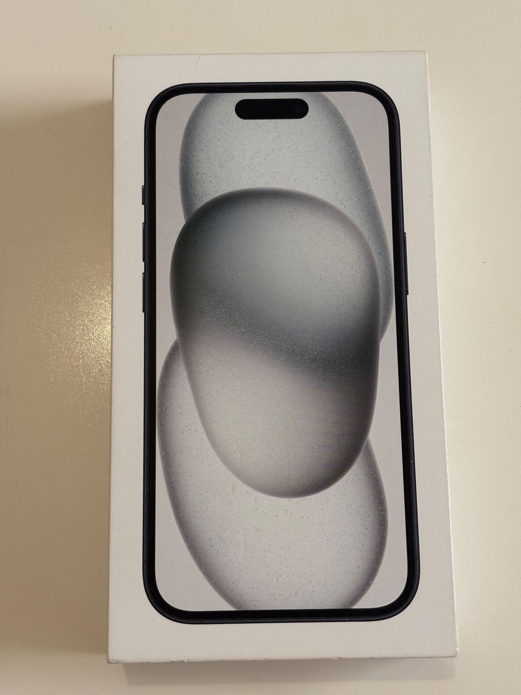 Apple Portables: Apple iPhone 15 schwarz NEU – Neuf avec emballage d'origine à Niederhasli par sxh_jn9y 2