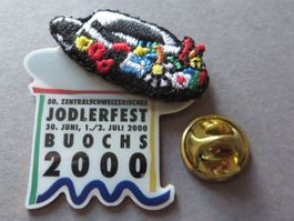 PIN SCHWEIZ TRADITION JODLERFEST BUOCHS 2000, TRACHTENHUT