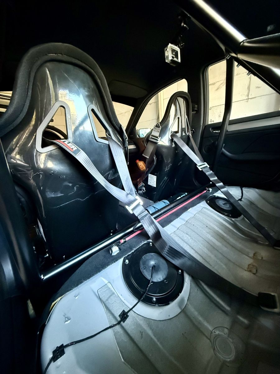 Tutti pezzi di ricambio auto: 2 Schalensitze Bimarco Dakar für Tracktool oder SIM Racing – Usato da Amriswil venduto da oliolala 2