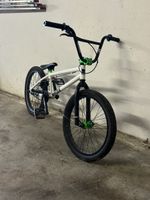BMX weiss/schwarz/grün