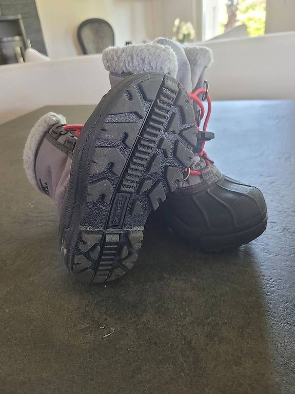 Chaussures hommes: Bottes de neige à vendre – D'occasion à Arzier-Le Muids par charly_04 1