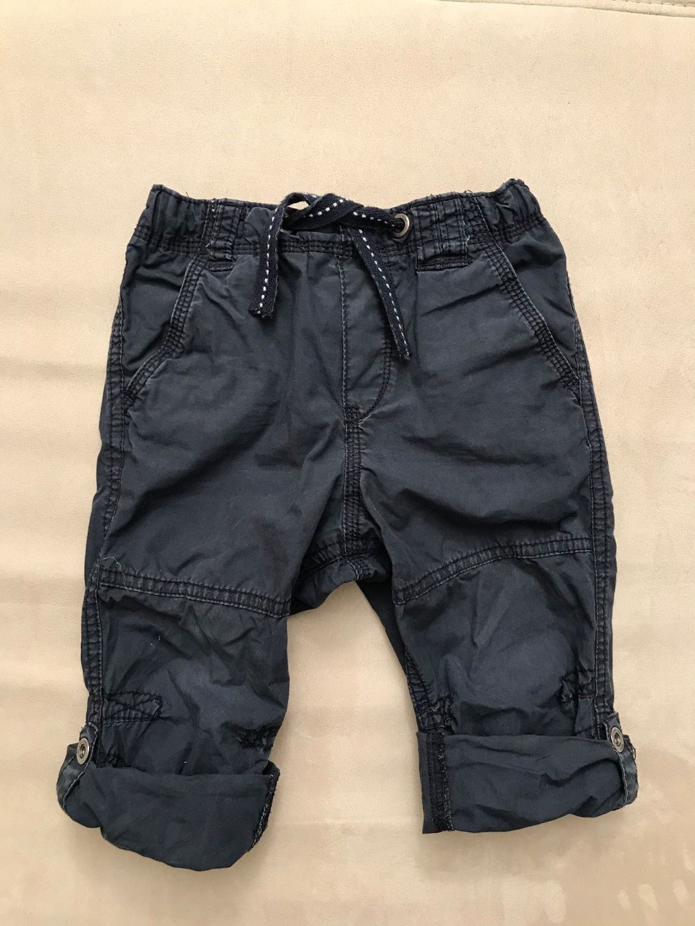 H&M Pantaloni: Leichte Hose Gr.90 LOGG H&M – Usato da Meilen venduto da Exclusive00 1