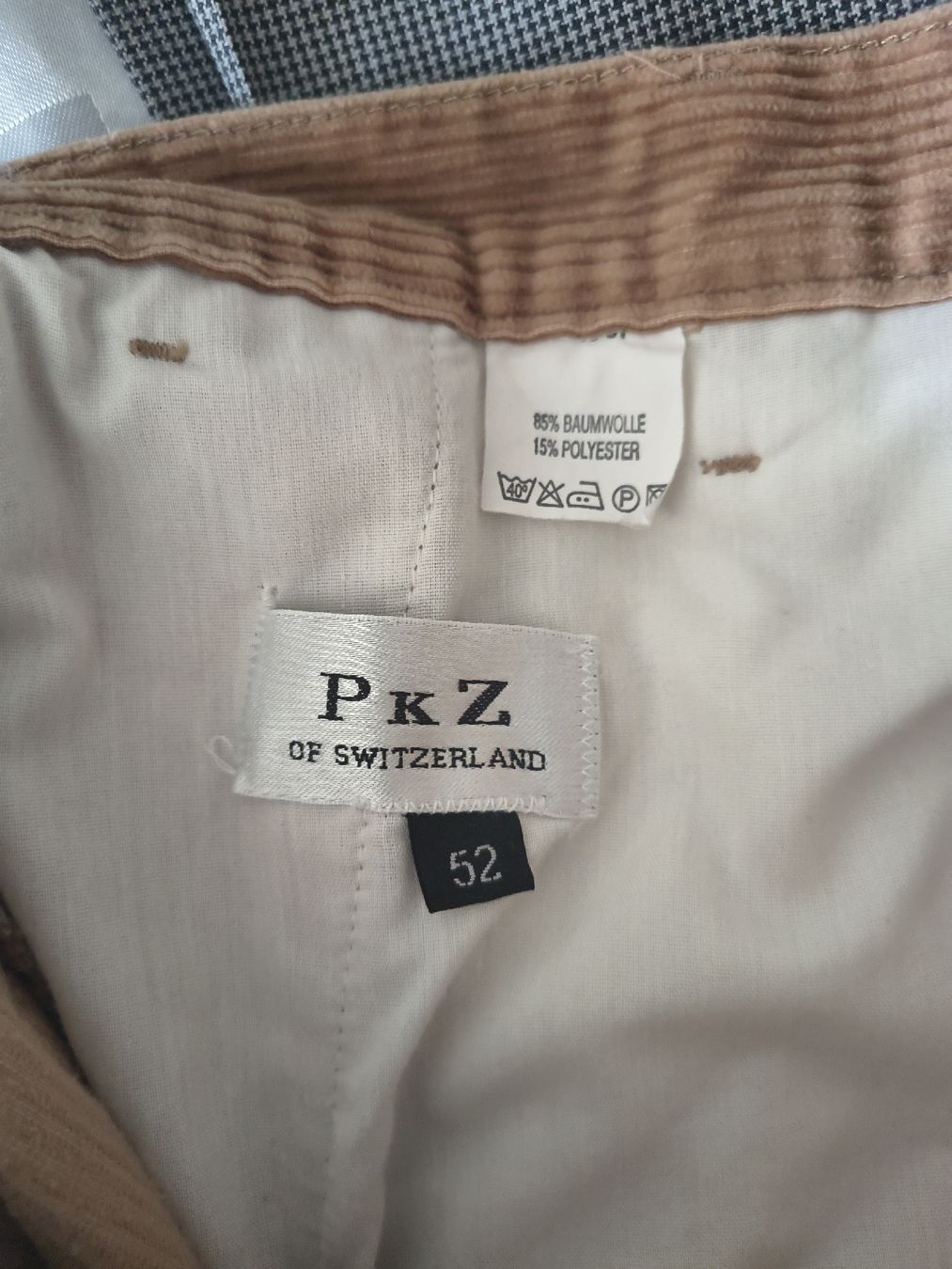 Pantaloni: Herren Cordhose Grösse 52 – Usato da Thun venduto da man_fg9v 2