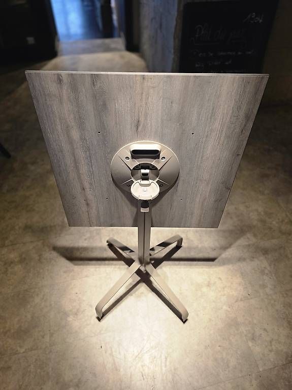 Tables: Table Nardi – D'occasion à Arnex-sur-Nyon par jea_8xdr 2