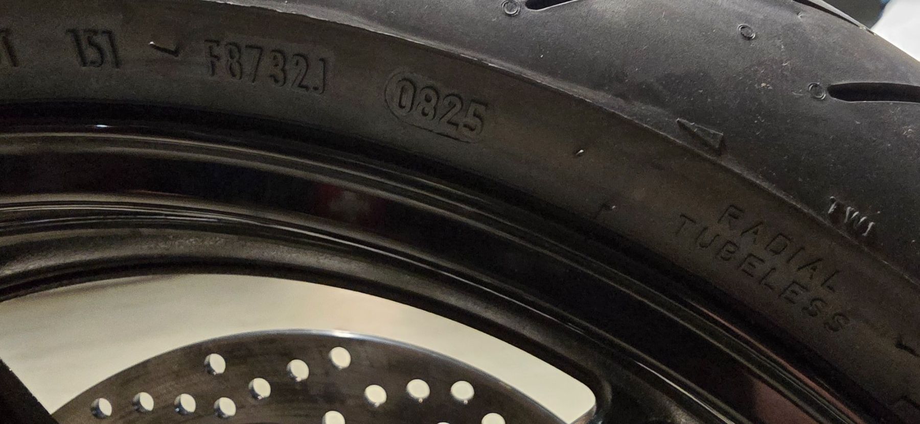 Kawasaki Pneus & Kompletträder: Kawasaki Z H2 Vorderrad – Neu (gemäss Beschreibung) aus Rüti ZH von Lini80 5