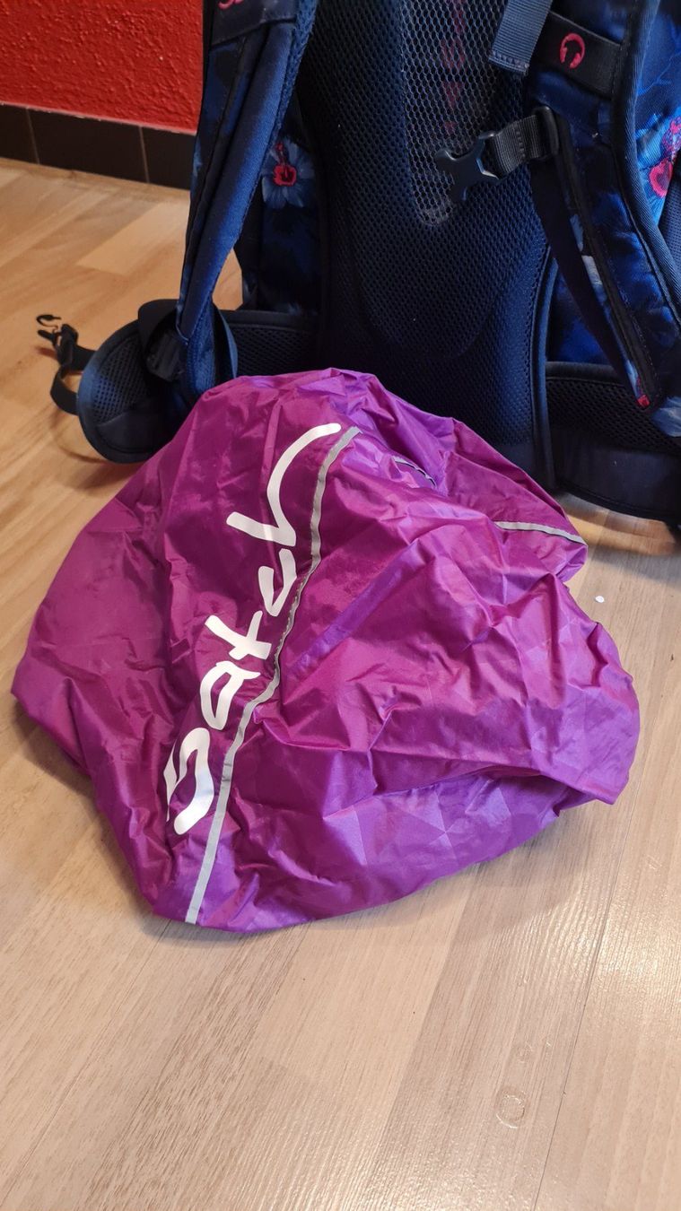 Satch Borse & Zaini: Schulrucksack Mädchen Satch Waikiki Blue – Usato da Neerach venduto da Kreativhaexli-Shop 2