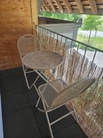 Gartentisch mit 2 Stühlen